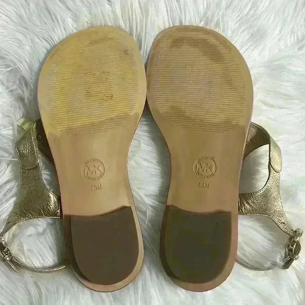 MICHAEL Michael Suki Charms Thong Sandals Gold Metallic Size 7.5